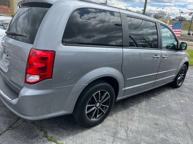 2017 Dodge Caravan